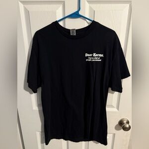 Gildan Unisex Large Black Tee with White Text